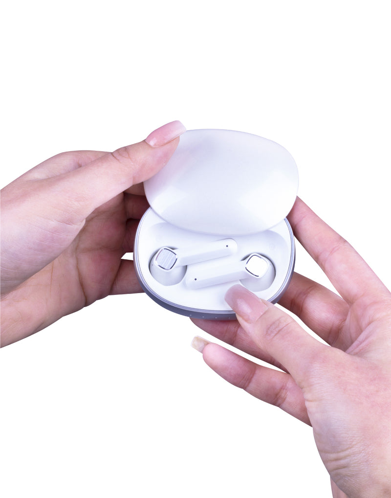 earbuds in een oplaadcase 