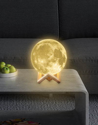 warm witte maanlamp op tafel met verlichting aan